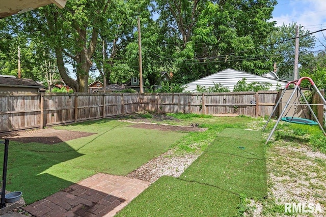 826 S Douglas Ave, Springfield, IL 62704 - view of fenced backyard