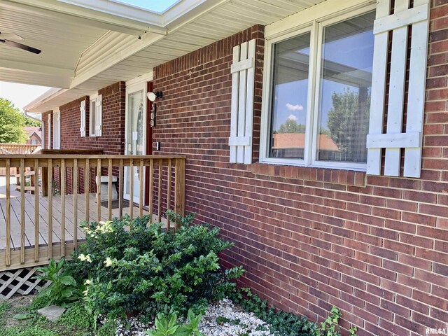 309 W Vandalia Rd, Jacksonville, IL 62650 - photo 5