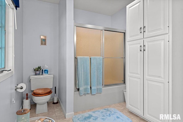 828 Coventry Pt, Springfield, IL 62702 - bathroom featuring tile patterned floors and shower / bath combination with glass door