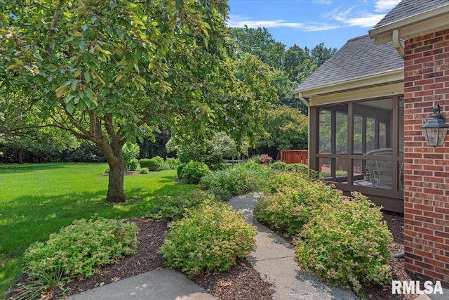 828 Coventry Pt, Springfield, IL 62702 - view of grassy yard with a sunroom
