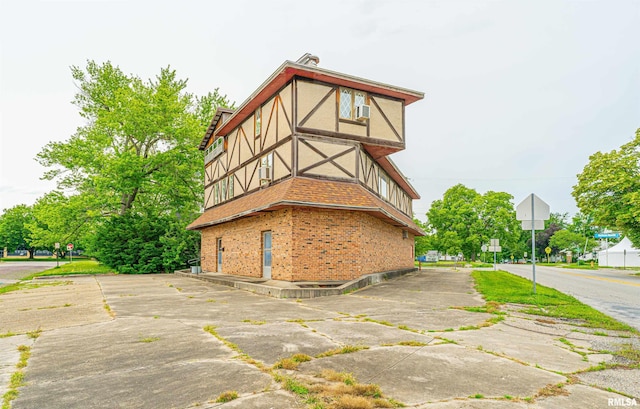 311 S Logan St, Lincoln, IL 62656 - photo 4