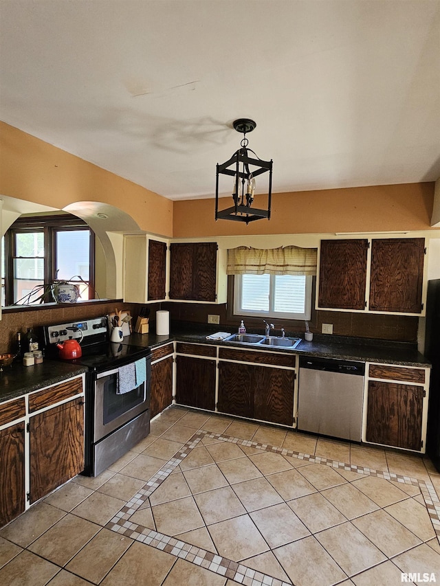 1104 N Broad St, Galesburg, IL 61401 - photo 14