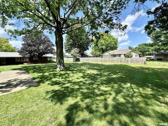 3 Ivywood Dr, Jacksonville, IL 62650 - photo 45