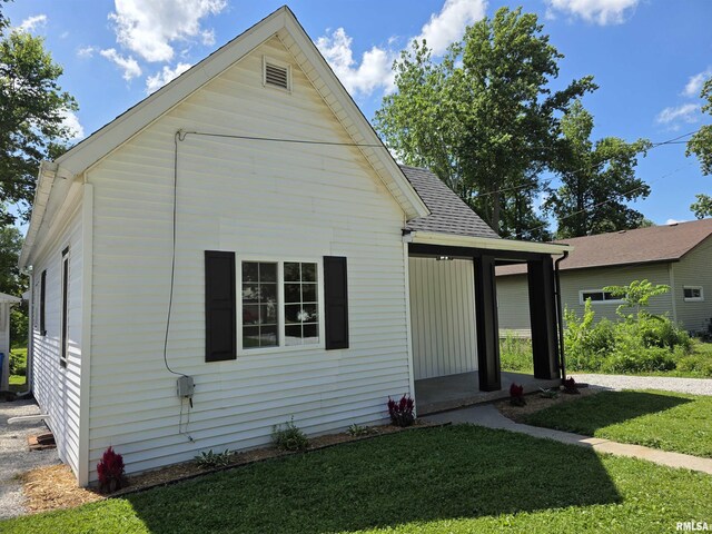 305 S Adams St, Athens, IL 62613 - photo 3