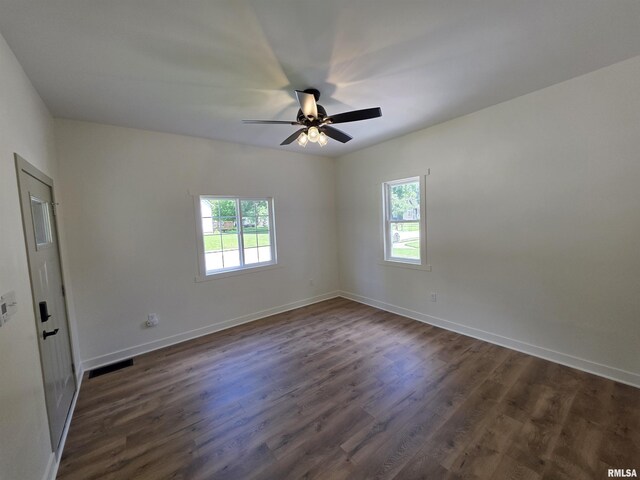 305 S Adams St, Athens, IL 62613 - photo 10