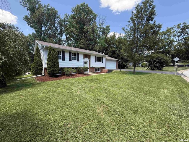 1226 Curtis Creek Rd, Quincy, IL 62301 - photo 3