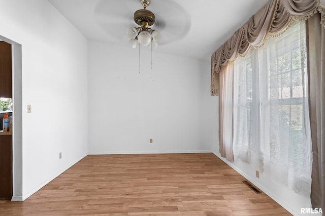 2924 Flowerbrook Ct, Springfield, IL 62702 - unfurnished dining area with a ceiling fan and light wood-style flooring