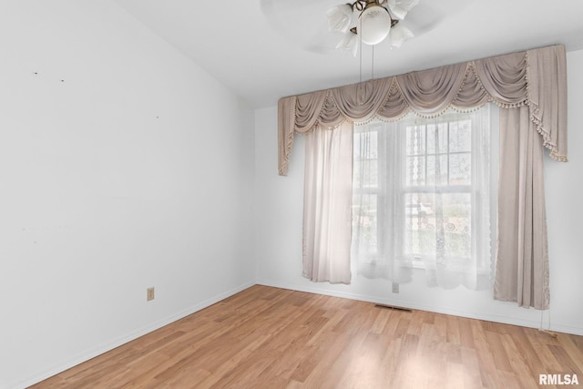 2924 Flowerbrook Ct, Springfield, IL 62702 - spare room with ceiling fan and light wood-style flooring