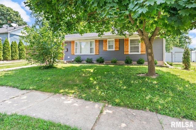460 S Prospect St, Waverly, IL 62692 - photo 1