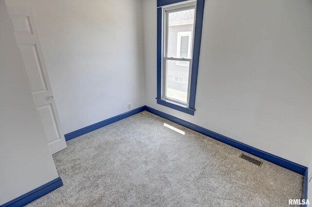 516 N Pawnee St, Taylorville, IL 62568 - photo 5