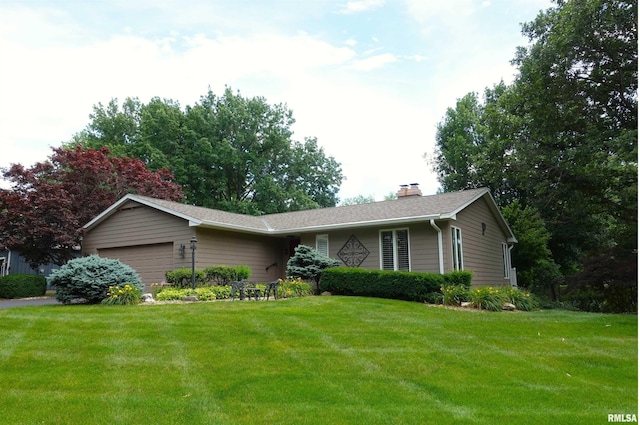 19 Hiawatha Ln, Galesburg, IL 61401 - photo 1
