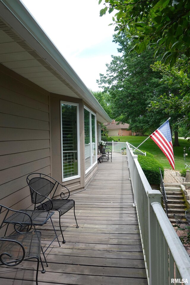 19 Hiawatha Ln, Galesburg, IL 61401 - photo 14