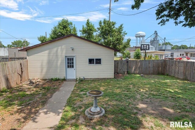 215 E Market St, Taylorville, IL 62568 - photo 38