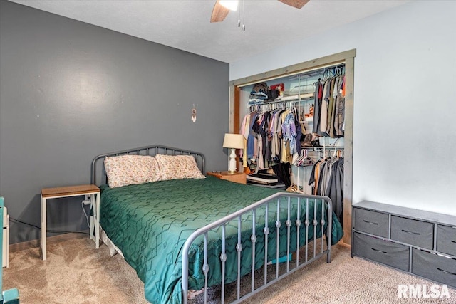 19581 Finney Rd, Girard, IL 62640 - carpeted bedroom with a closet and a ceiling fan