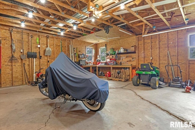 19581 Finney Rd, Girard, IL 62640 - garage with a workshop area