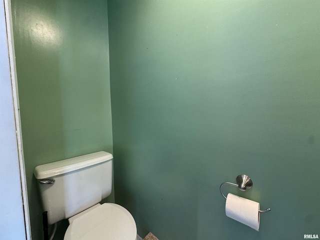 814 N Prairie St, Galesburg, IL 61401 - bathroom with toilet