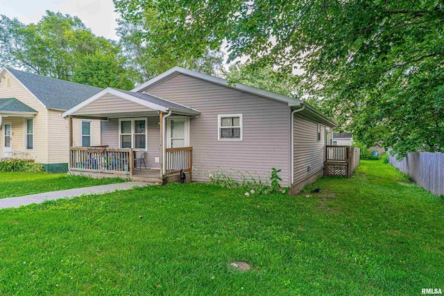 716 S Kickapoo St, Lincoln, IL 62656 - photo 1