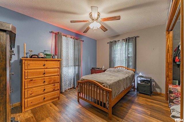 716 S Kickapoo St, Lincoln, IL 62656 - photo 11