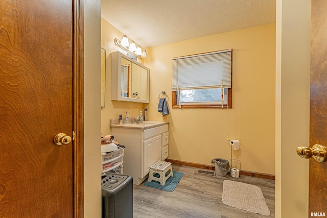 716 S Kickapoo St, Lincoln, IL 62656 - photo 13