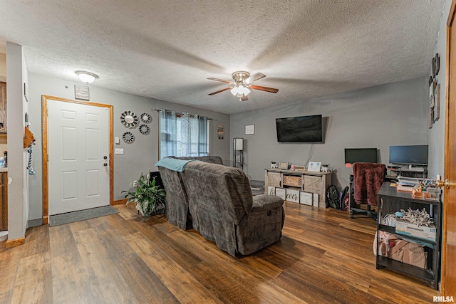716 S Kickapoo St, Lincoln, IL 62656 - photo 4