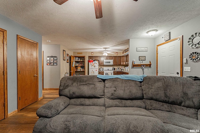 716 S Kickapoo St, Lincoln, IL 62656 - photo 5