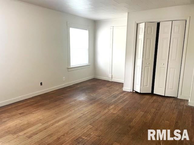 929 W Governor St, Springfield, IL 62702 - photo 12
