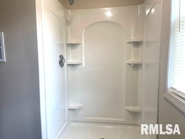 929 W Governor St, Springfield, IL 62702 - photo 22