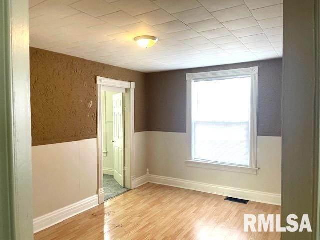 929 W Governor St, Springfield, IL 62702 - photo 5