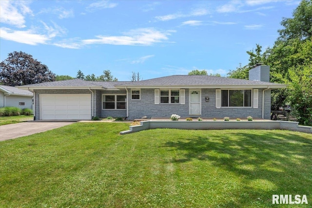 1640 W Glenn Ave, Springfield, IL 62704 - single story home with a garage, a chimney, driveway, and a front lawn