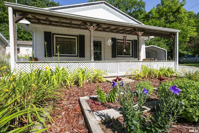 578 N Hamm Ln, Astoria, IL 61501 - photo 2