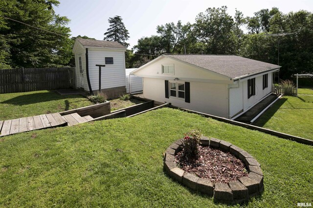 578 N Hamm Ln, Astoria, IL 61501 - photo 18