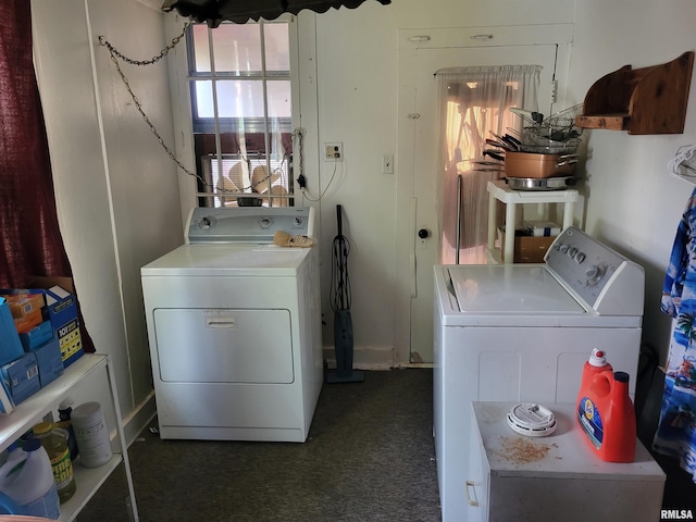 1603 Oak St, Quincy, IL 62301 - washroom with separate washer and dryer