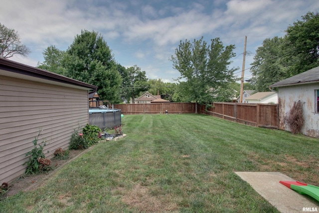 2117 Hampshire St, Quincy, IL 62301 - view of fenced backyard