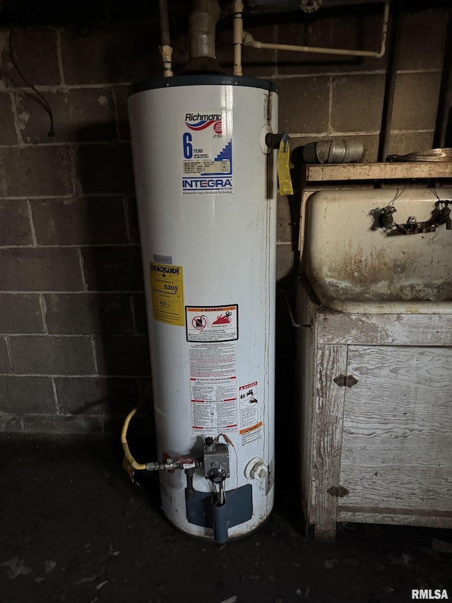 222 N Broadway St, Havana, IL 62644 - utilities with gas water heater
