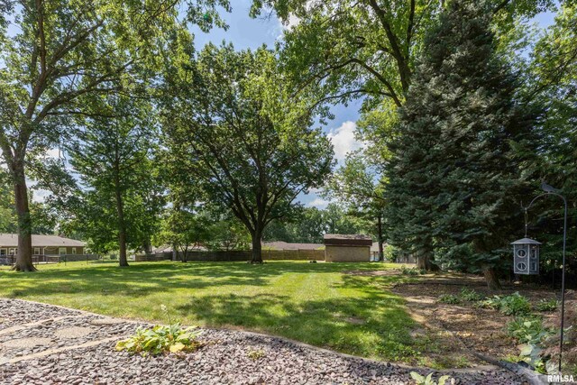 2528 Kentucky Rd, Quincy, IL 62301 - photo 36