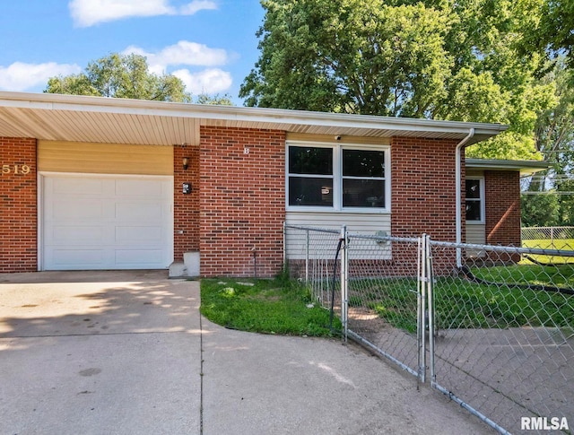519 Herndon St, Springfield, IL 62702 - photo 1