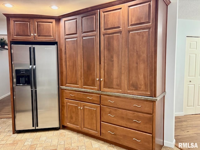 3205 Ashley Ln, Springfield, IL 62711 - kitchen featuring stainless steel fridge and recessed lighting