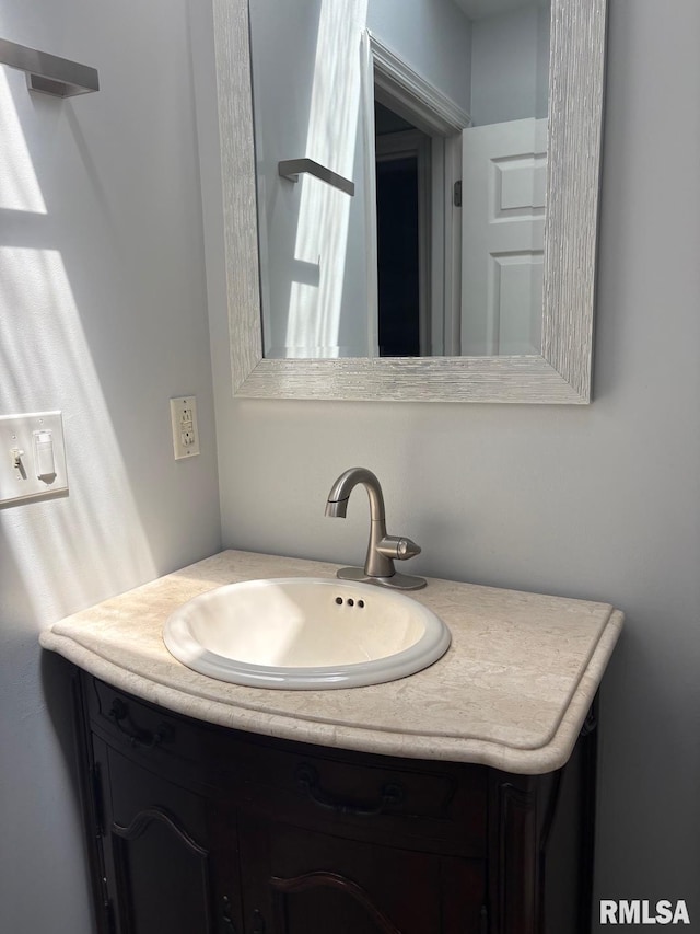 3205 Ashley Ln, Springfield, IL 62711 - bathroom with vanity