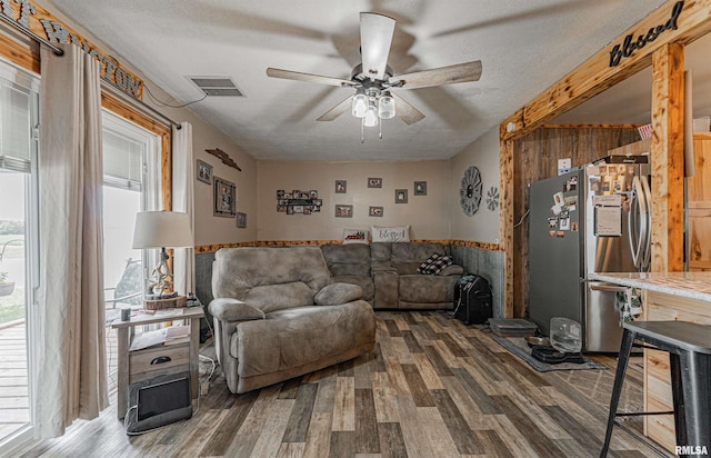 525 N Main St, Mason City, IL 62664 - photo 3