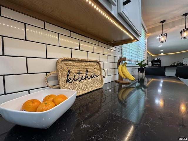 125 Pinehurst Dr, Springfield, IL 62704 - kitchen view
