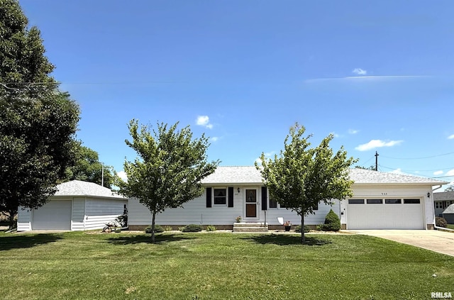 903 N Fearing Ave, Abingdon, IL 61410 - view of front of property featuring an attached garage, a front lawn, concrete driveway, and entry steps