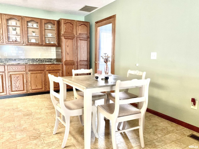 2119 Willow Dr, Jacksonville, IL 62650 - photo 27