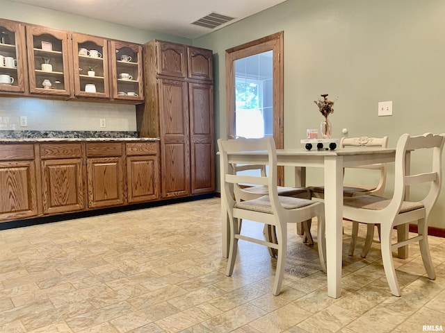 2119 Willow Dr, Jacksonville, IL 62650 - photo 44