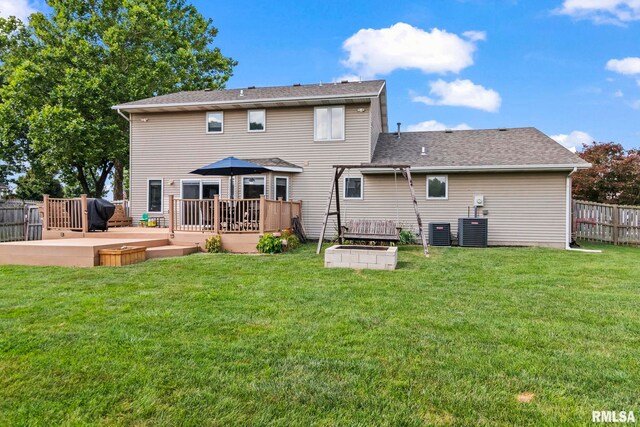 504 Windamere Dr, Sherman, IL 62684 - back of property featuring a wooden deck