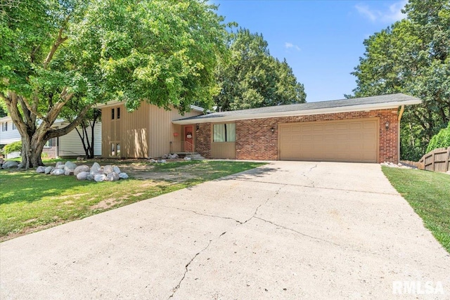 900 Roanoke Dr, Springfield, IL 62702 - photo 2
