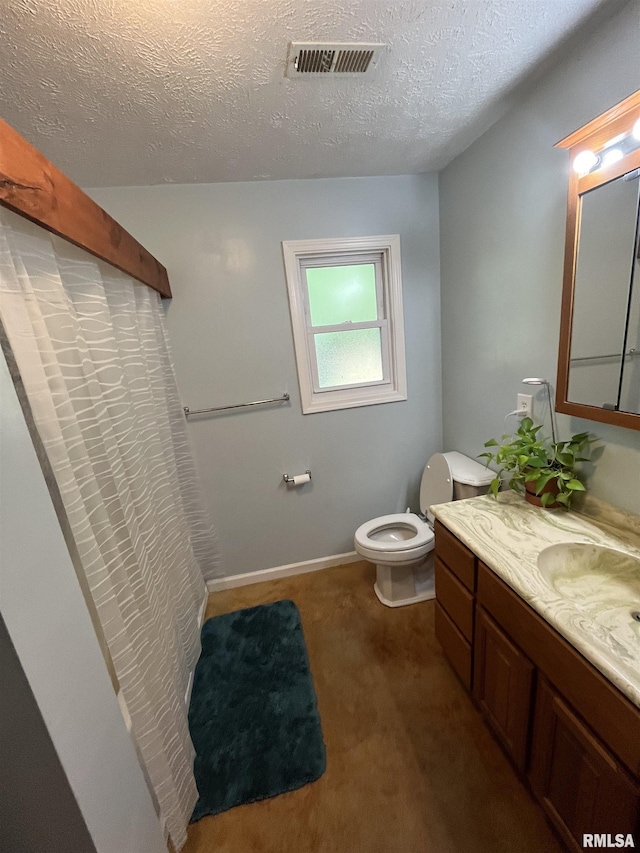 28 Albion St, Lynnville, IL 62650 - full bathroom with vanity, a textured ceiling, and a shower with shower curtain