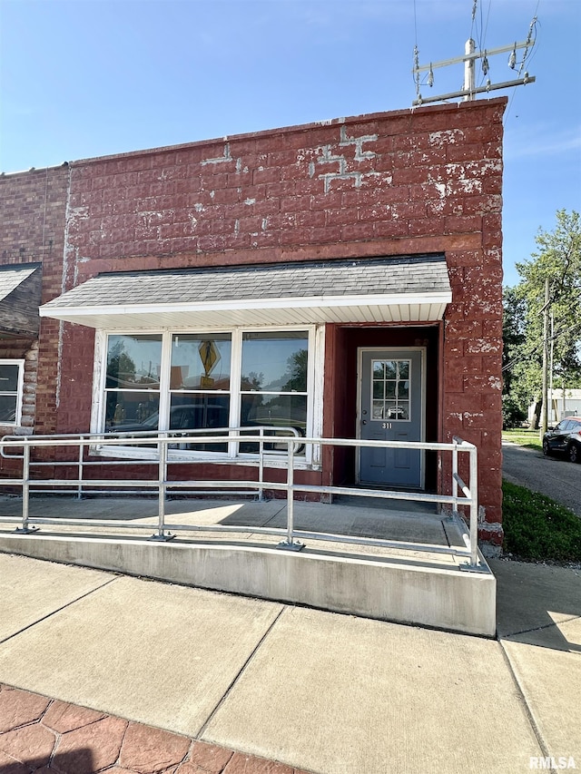 311 Main St, Meredosia, IL 62665 - view of building exterior