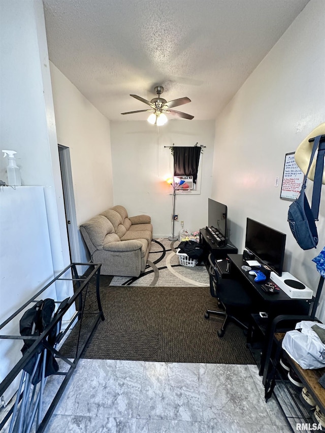 311 Main St, Meredosia, IL 62665 - office space with ceiling fan and a textured ceiling