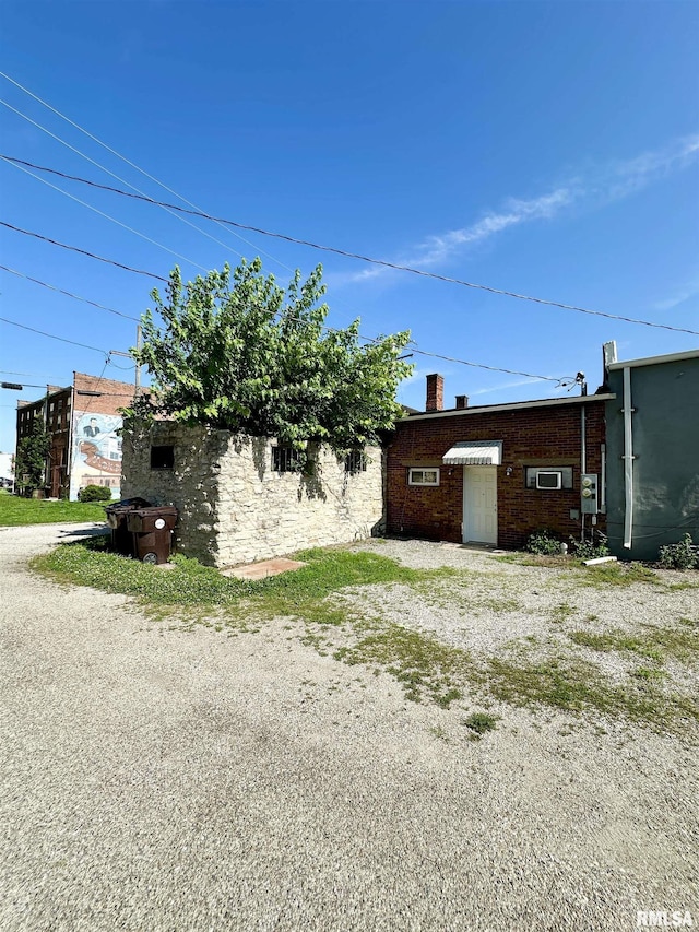 311 Main St, Meredosia, IL 62665 - view of outbuilding