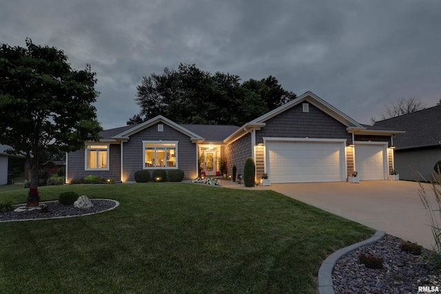 3005 Helens Ct, Quincy, IL 62305 - ranch-style house featuring a front yard, a garage, and driveway